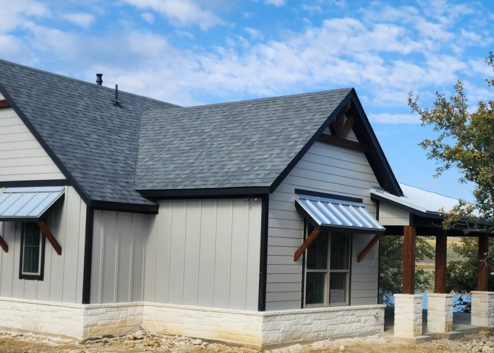 2-Bedroom Outside